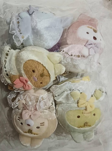 セット全5体:とかげ・ねこ・ぺんぎん?・とんかつ・しろくまがセットでパッケージ
